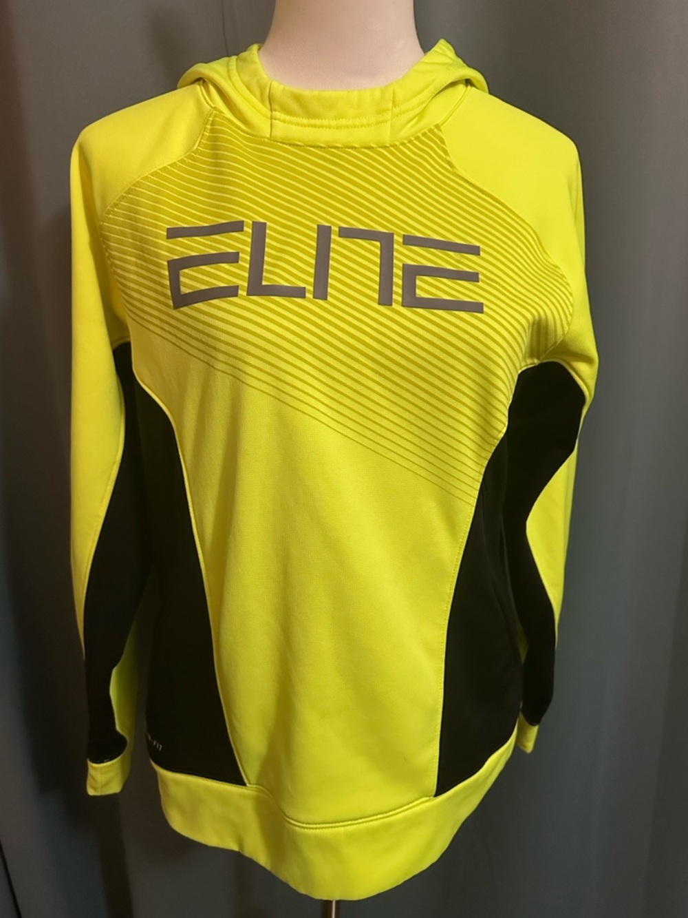 Nike Therma Fit Hoodie Youth XL Volt Yellow Black Elite Logo Pullover